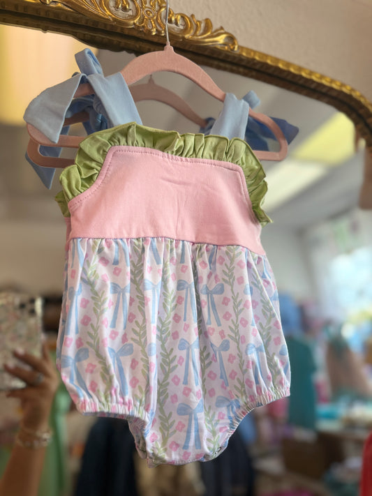 Bow & Floral Vine Bubble
