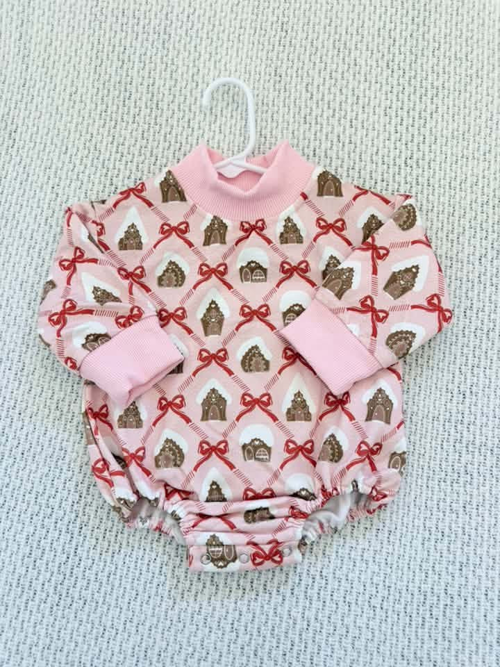 Gingerbread Mockneck Bubble